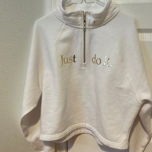 Nike white cropped long sleeve quarter zip sweatshirt size large